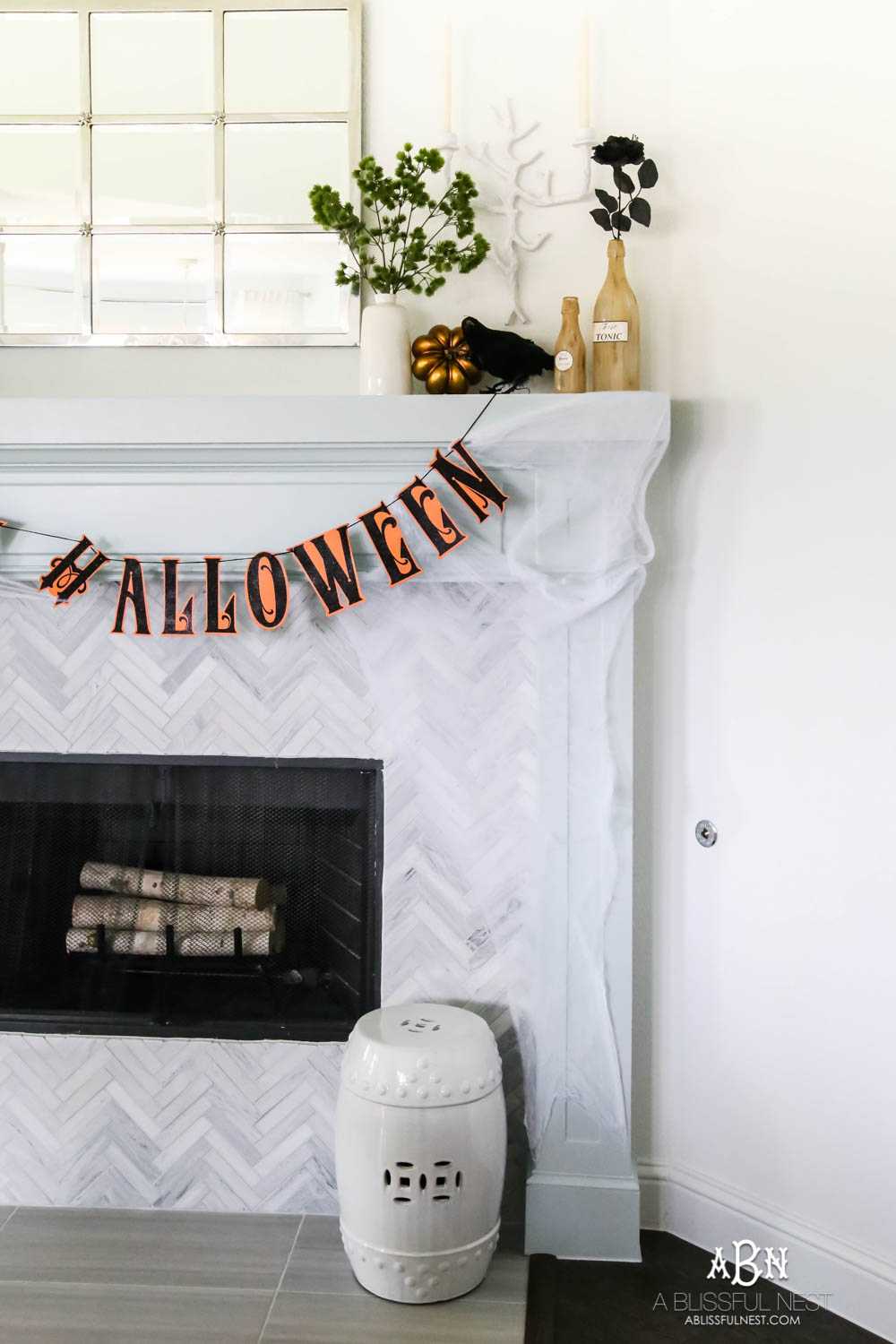 Tips and tricks to have your home ready for Halloween and the essential items you need to create a warm and inviting Halloween party. #ad #worldmarket #discoverworldmarket