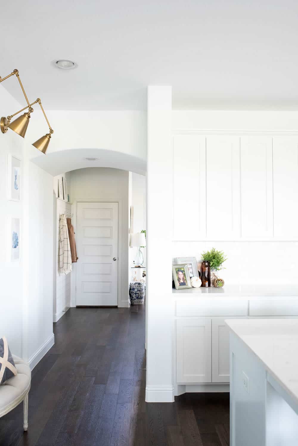 Beautiful simple and neutral pops of fall decor and lots of texture in this fall kitchen home tour. #ABlissfulNest #falldecor #falldecorating #fallideas