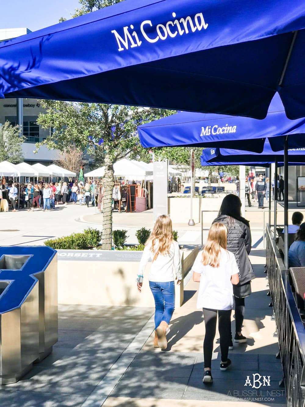 The Star District as it's the perfect place to shop, dine, and bring the family to experience the Dallas Cowboys themed campus. Offering more than thirty restaurants, shopping and specialty services, The Star District is a place for the whole family to enjoy. #ad #TheStar #MarketAtTheStar