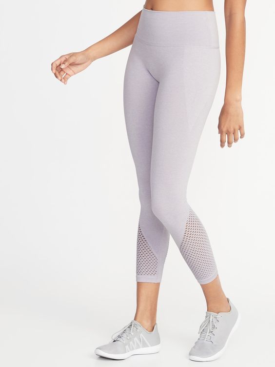 The comfiest leggings for the perfect athleisuer wear look.