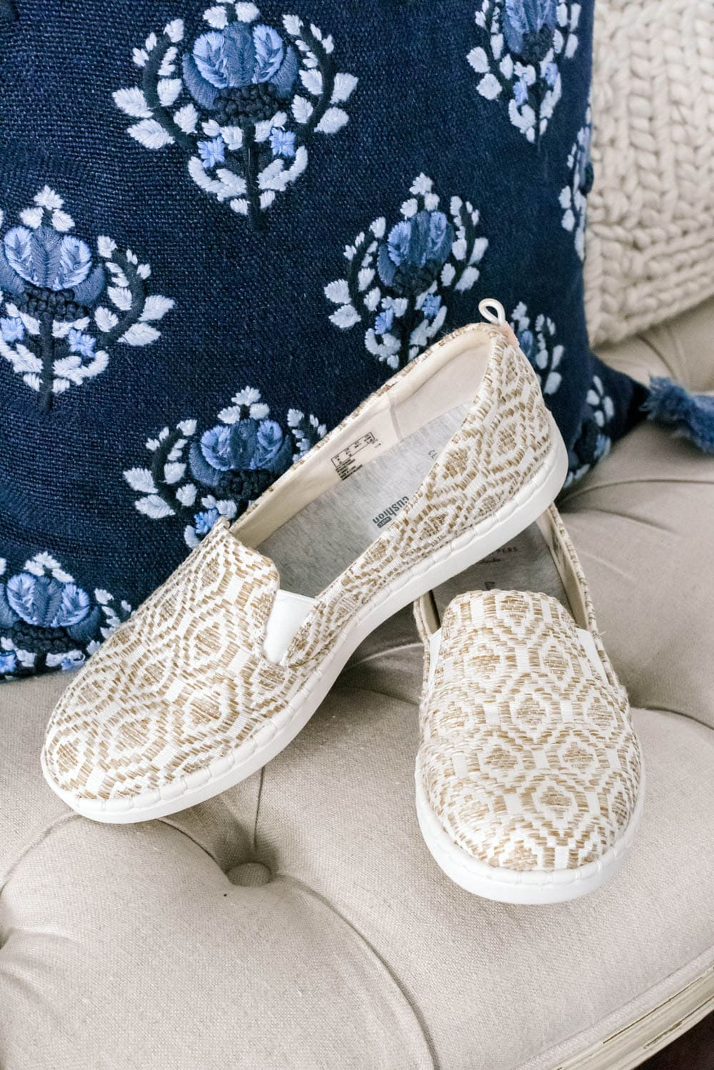 Bouncing into spring with Zappos and Clarks with comfort and style! #ad #ClarksforLife #Comfort #Comfortinyoursoul #ZapposStyle