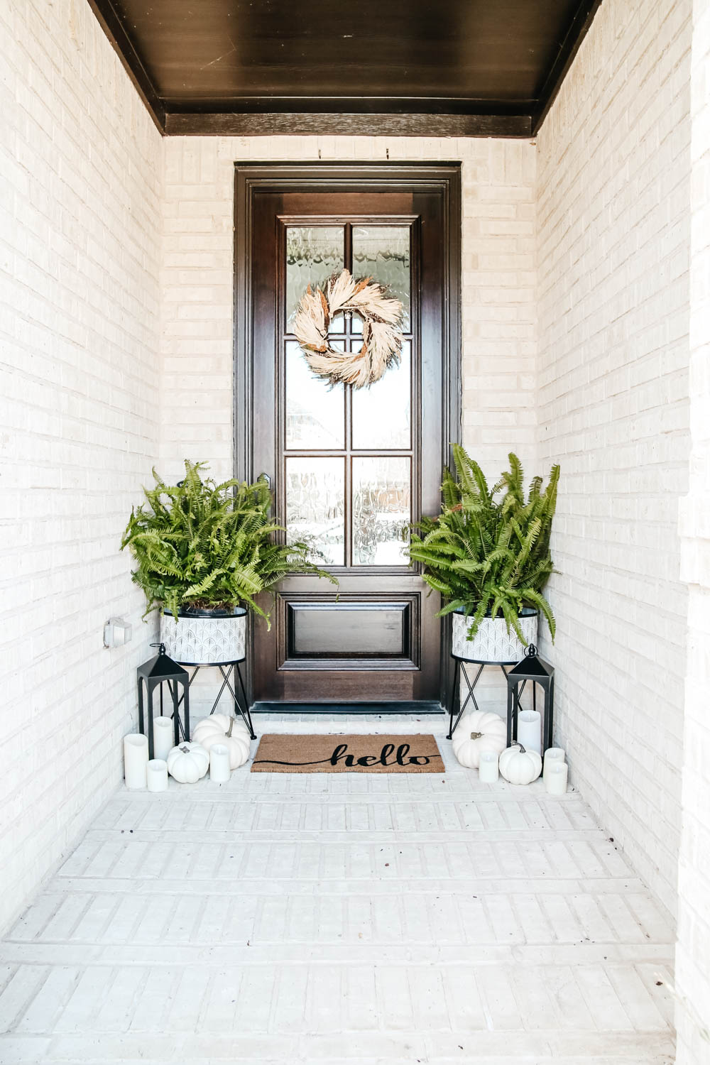 Neutral Fall Front Porch Touches