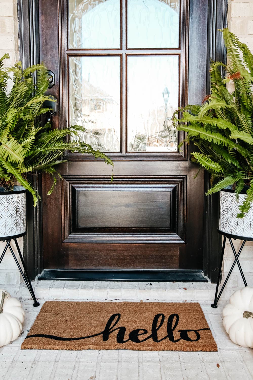 Neutral Fall Front Porch Touches