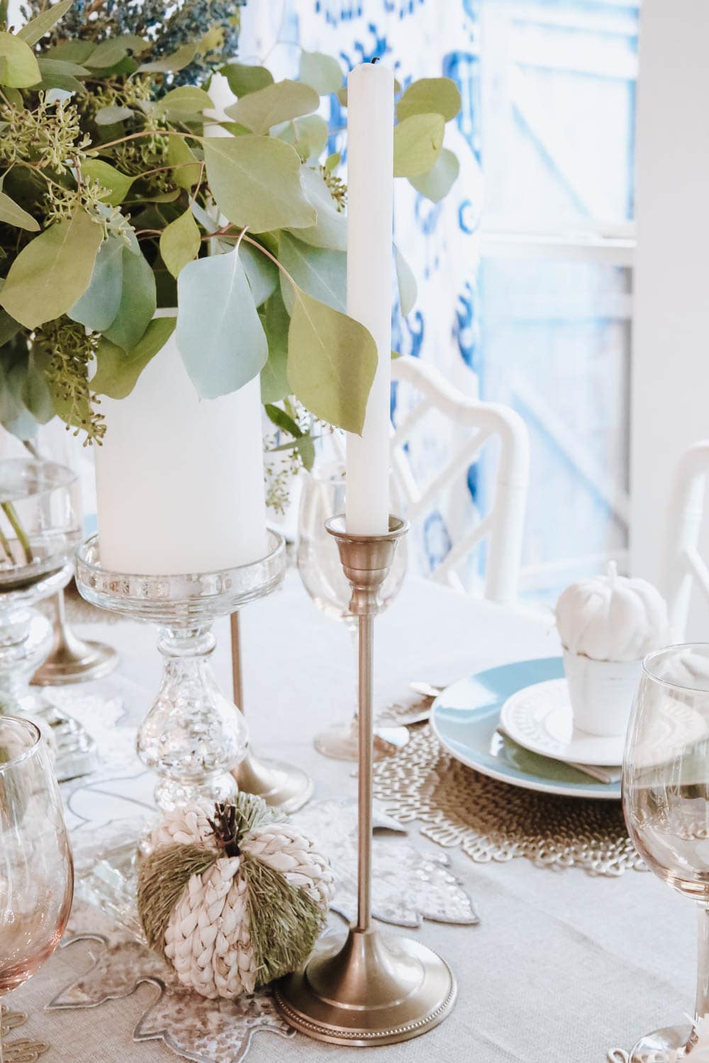 Beautiful modern gold candlesticks, mercury glass candlesticks, natural pumpkins. #ABlissfulNest #falldecor #thanksgiving