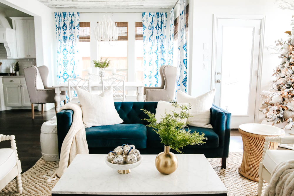 Soft holiday decor in this blue and white living room. #ABlissfulNest #Christmasdecor #holidaydecor