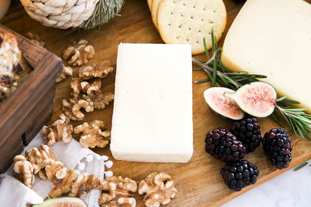 Start a cheese board with the best cheeses from Roth Cheese! #ABlissfulnest #cheesebaord #ad #RothCheese