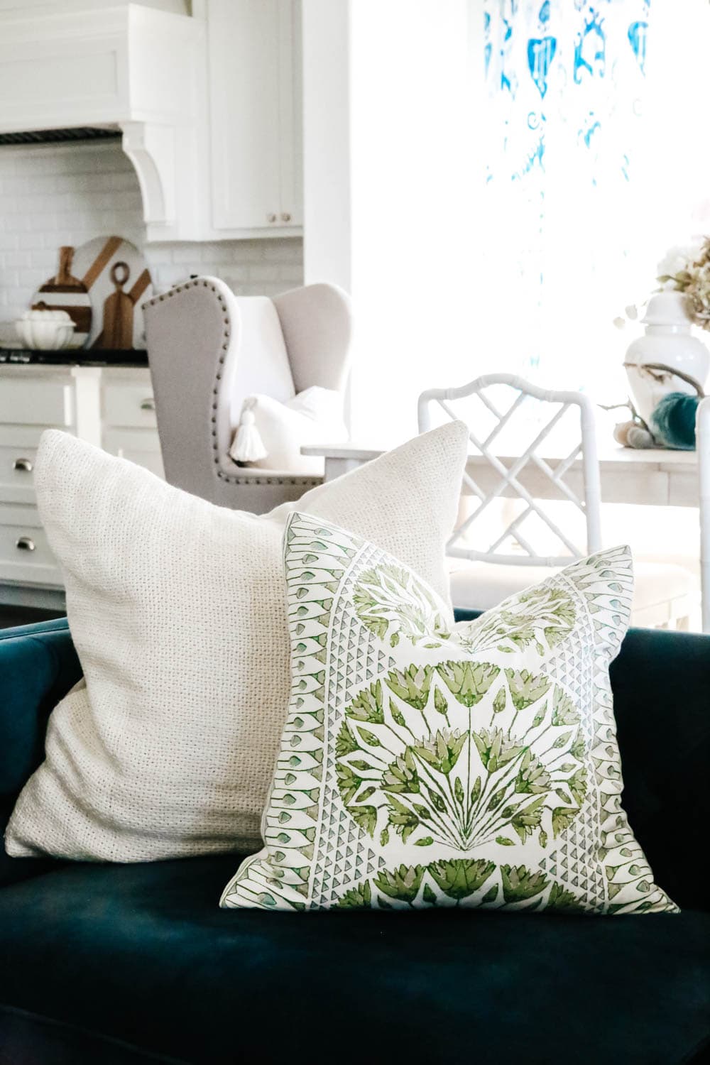 How To Style Throw Pillows, A Blissful Nest