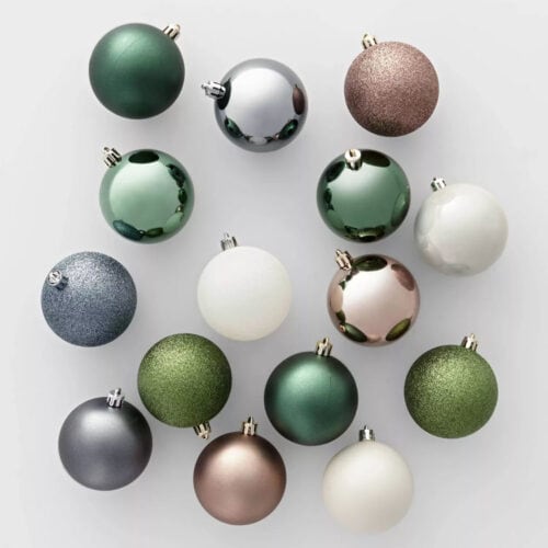 These ornaments are so pretty, simple and affordable! #ABlissfulNest