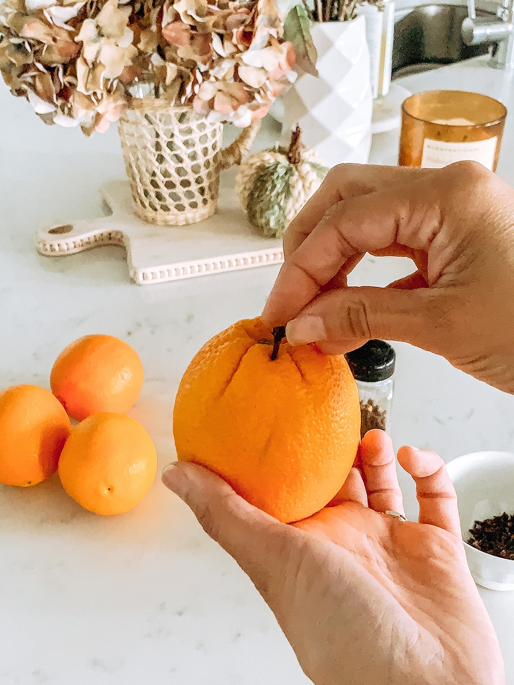 Such an easy and delicious smelling orange clove pomander to add to your fall tables and to decorate with. #ABlissfulNest #fall #appetizer