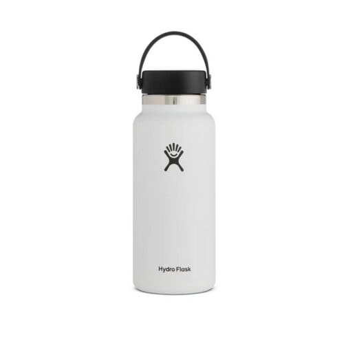 A Hydro Flask is a perfect gift idea this holiday season! #ABlissfulNest