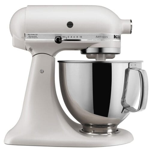 A KitchenAid Mixer is a perfect gift and something every kitchen needs! #ABlissfulNest