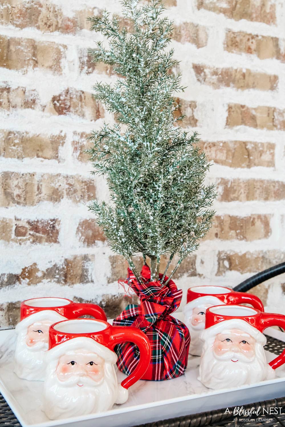 Easy and affordable holiday home decor ideas for any space. #ABlissfulNest #christmasdecor #christmas