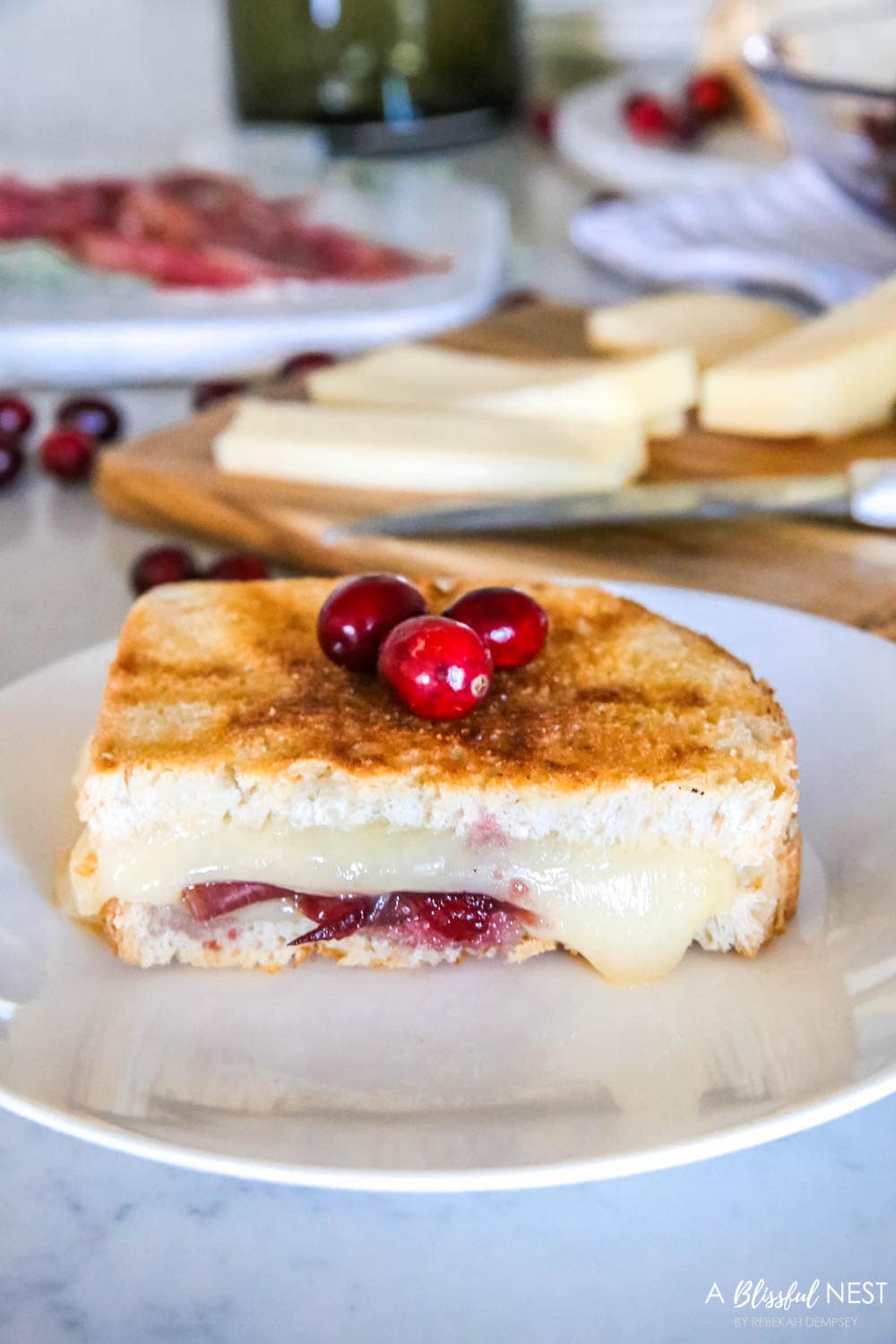 The yummiest grilled cheese recipe featuring my favorite cheese, Grand Cru by Roth Cheese. #ABlissfulNest #rothcheese #rothgrandcru #ad