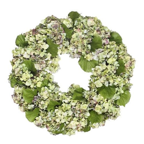 This faux hydrangea wreath is so classic and beautiful for spring! #ABlissfulNest