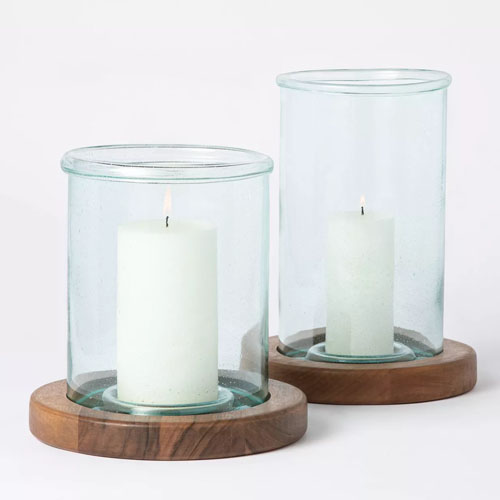 These glass and wood pillar candleholders are SO gorgeous! Perfect outdoor decor this spring! #ABlissfulNest