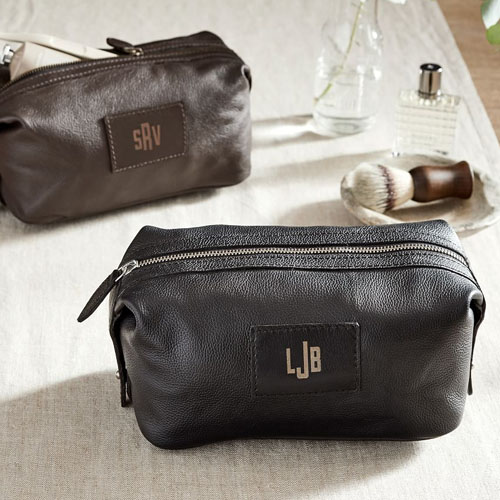 This leather toiletry bag can be personalized and makes a great Father's Day gift idea! #ABlissfulNest