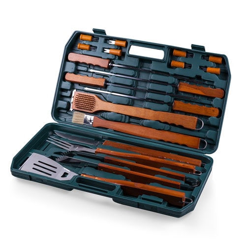 This 18-piece grill set is a must have for dad this Father's Day! #ABlissfulNest