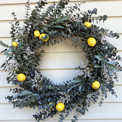 This lemon and eucalyptus wreath is a must for your front door this summer! #ABlissfulNest