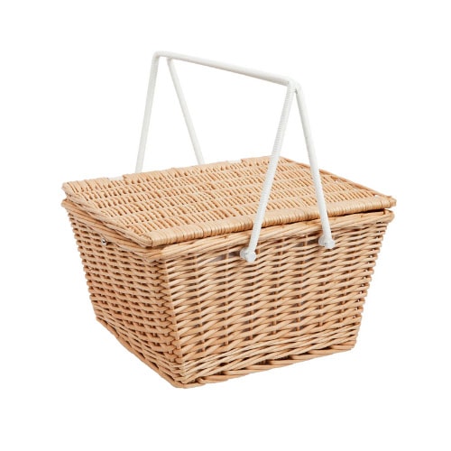 This picnic basket is a perfect addition to add some texture to your outdoor living space this summer - it's functional too! #ABlissfulNest