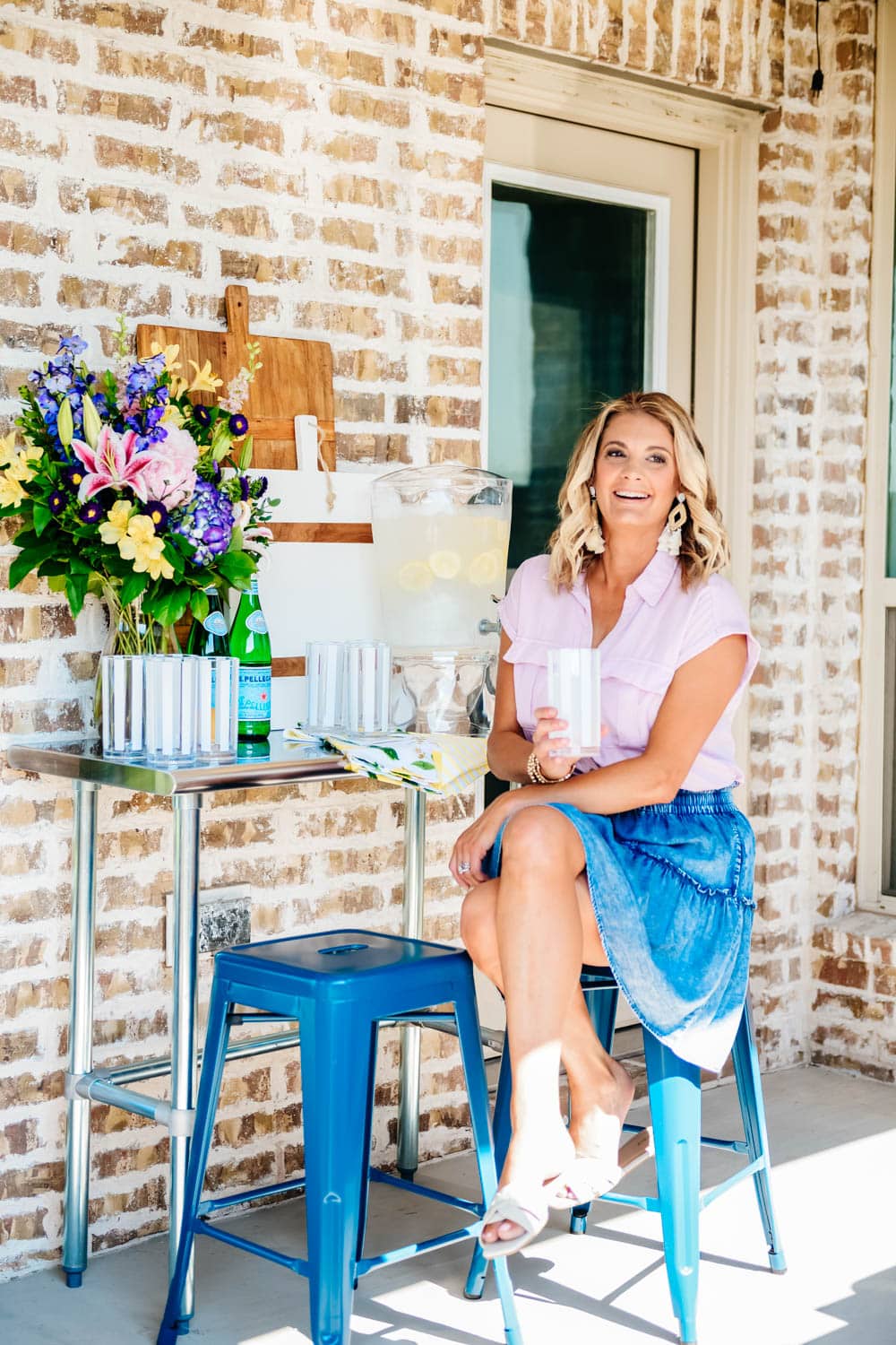 The perfect spot for a cool summer drink includes these melamine glasses, lemon towels, and drink dispenser. #ABlissfulNest #WalmartHome #ad