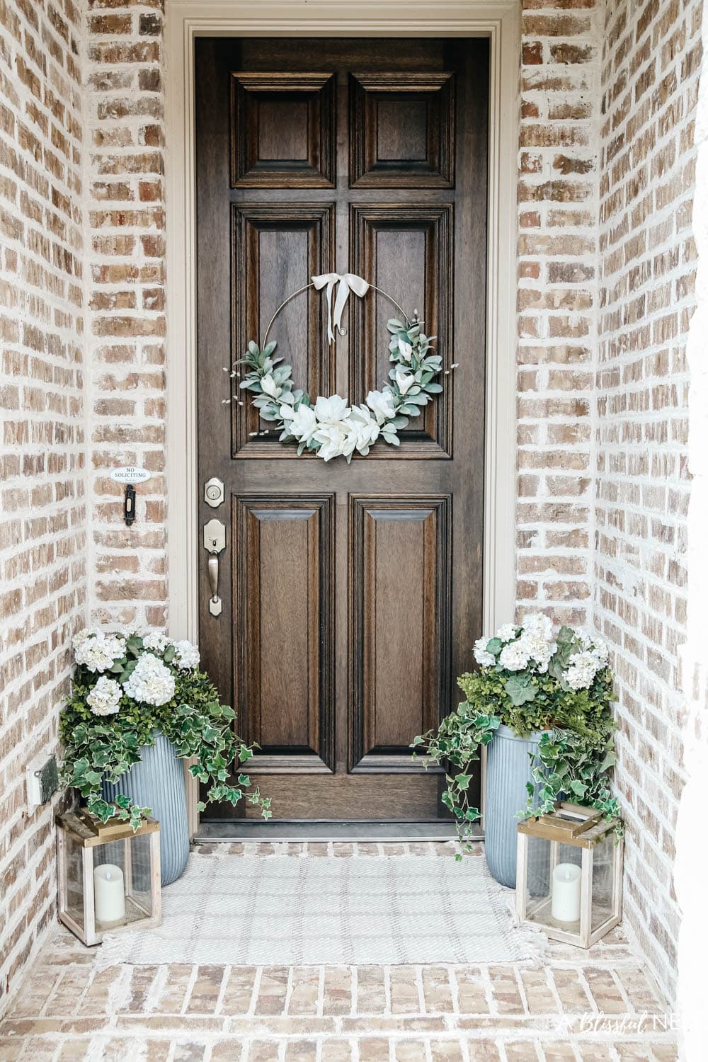 Beautiful Summer Wreaths + My Summer Porch