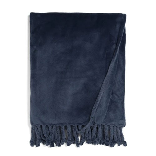 This cozy, navy throw blanket is a perfect gift idea this holiday season! #ABlissfulNest