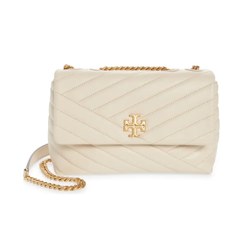 This Tory Burch crossbody is a great gift idea for women this holiday season! #ABlissfulNest