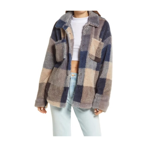 This plaid shirt jacket looks so cozy and warm! #ABlissfulNest