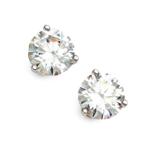 These stud earrings are under $50 and are such a great Valentine's Day gift idea for women! #ABlissfulNest