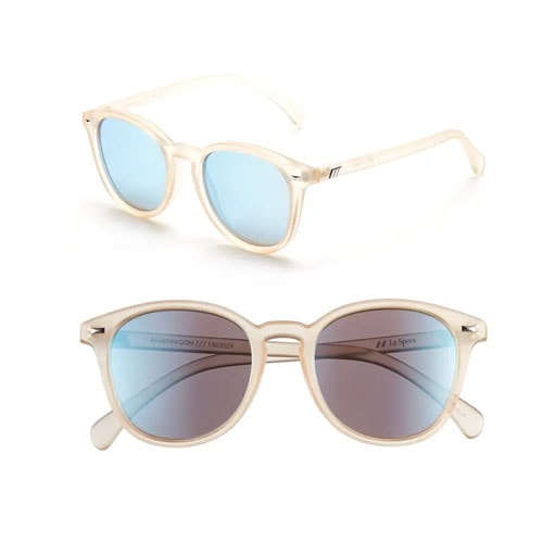 These blue mirrored sunglasses are a spring break must have! #ABlissfulNest