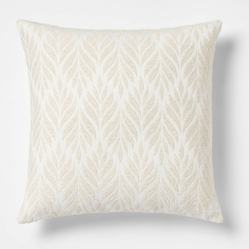 This botanical throw pillow is a perfect addition to your spring throw pillows! #ABlissfulNest