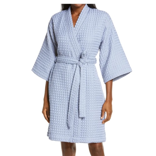 This blue waffle knit robe is a great Mother's Day gift idea! #ABlissfulNest