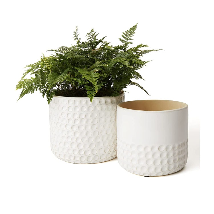This white textured ceramic planter is perfect for your patio this summer and it's under $50! #ABlissfulNest