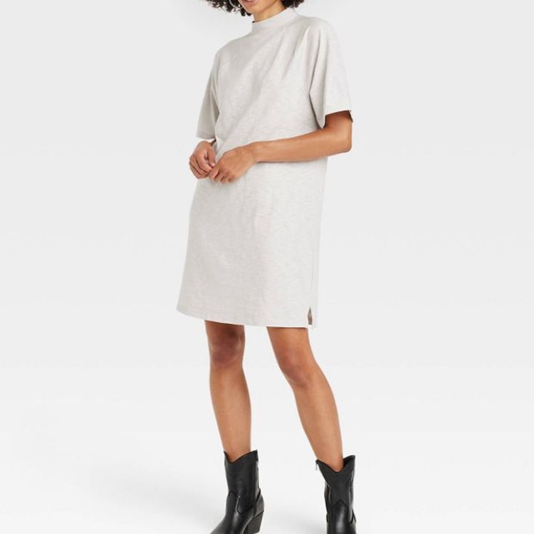 This gray knit t-shirt dress is so cute and versatile! #ABlissfulNest