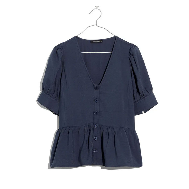 This navy puff sleeve peplum top is perfect for fall! #ABlissfulNest