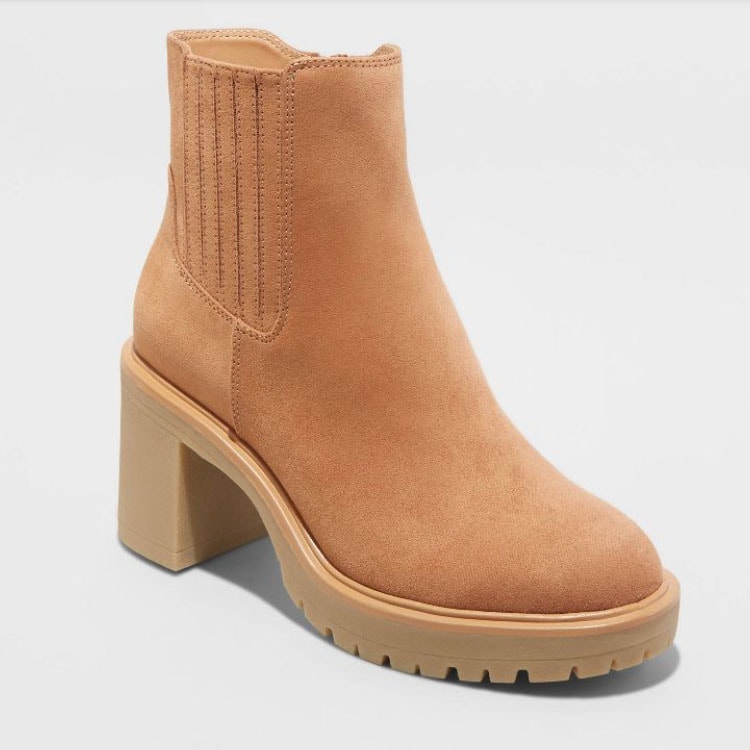 These cognac platform boots are perfect for fall and they're under $50! #ABlissfulNest