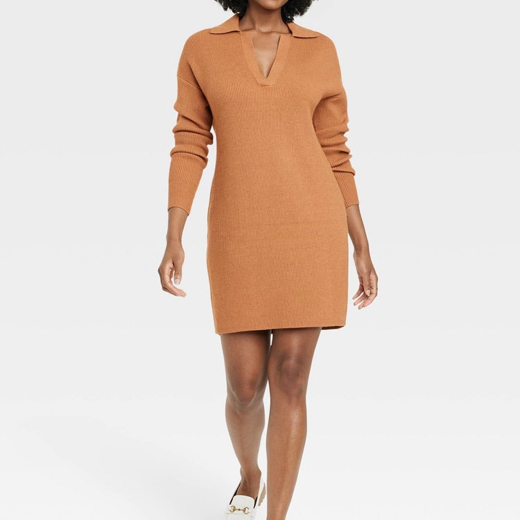 This sweater dress is perfect to wear this fall! #ABlissfulNest