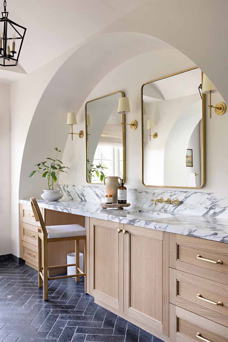 This coastal mediterranean bathroom designed by Intimate Living Interiors is so stunning! #ABlissfulNest