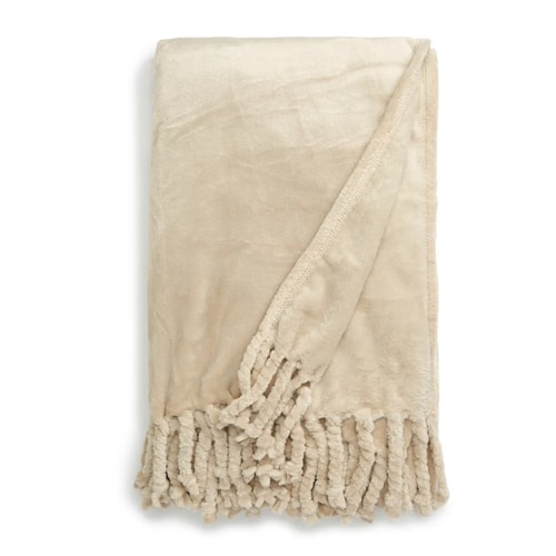 This plush throw blanket is so cozy and a great holiday gift under $30! #ABlissfulNest