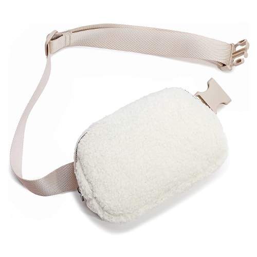 This sherpa belt bag is under $30 and a great holiday gift idea! #ABlissfulNest