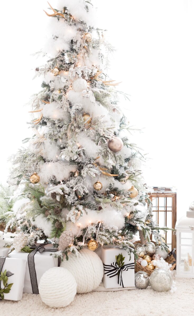 32 Best White Christmas Tree Ideas to Try This Season
