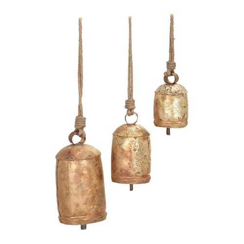 These gold hanging bells are the perfect neutral holiday decor piece to add to your home! #ABlissfulNest