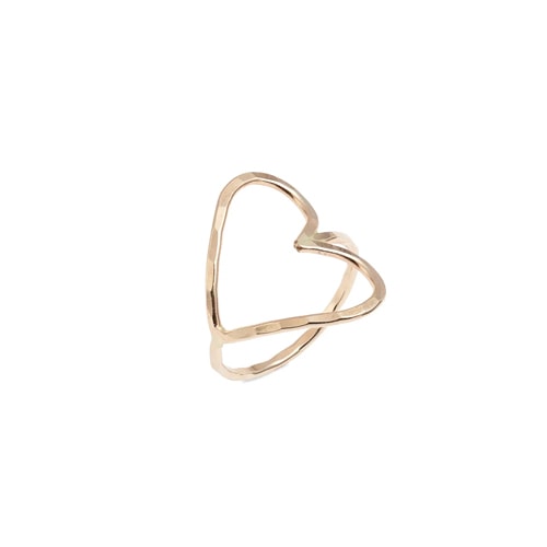 This hammered gold heart ring is such a pretty piece of jewelry to gift this Valentine's Day! #ABlissfulNest