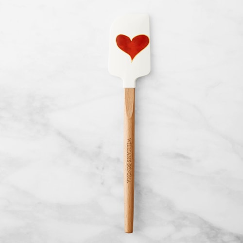This heart printed silicone spoon is a great Valentine's Day gift for the baker! #ABlissfulNest