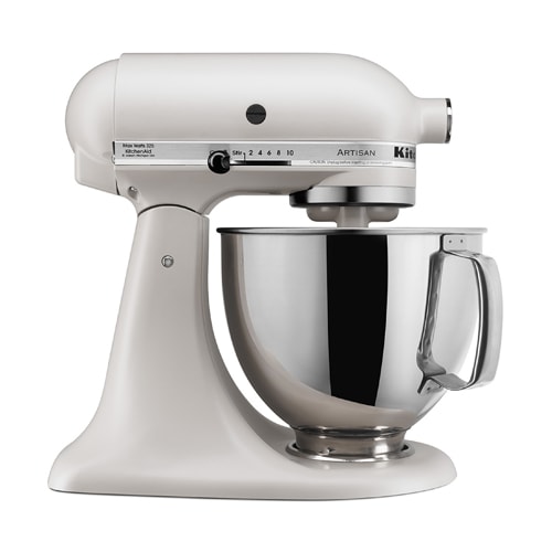 Gifting mom a new KitchenAid Mixer this Mother's Day will be a huge hit! #ABlissfulNest