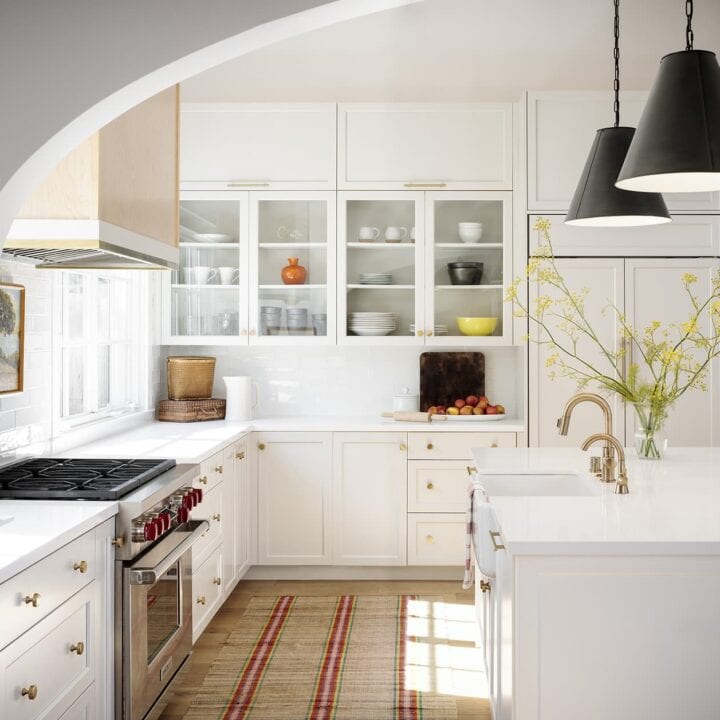 Image for Chantilly Lace by Benjamin Moore