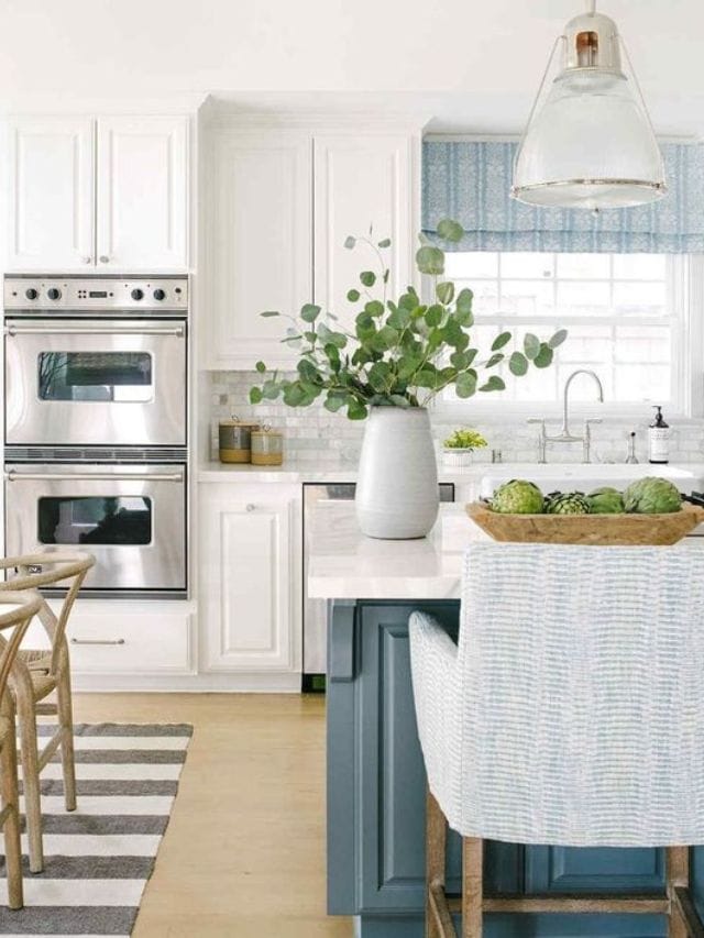 Coastal-kitchen-cabinet-colors-Web- Stories Cover Image
