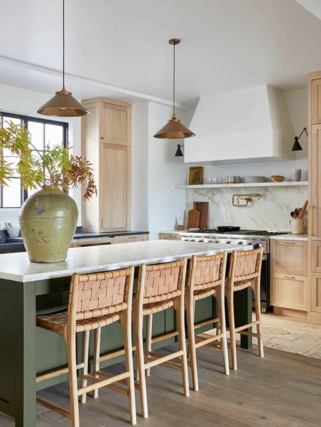 Mixing-kitchen-cabinet-colors-Web- Stories Cover Image