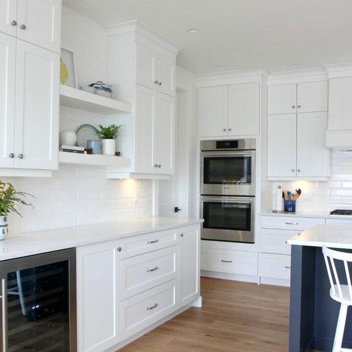 Image for Pure White by Sherwin Williams