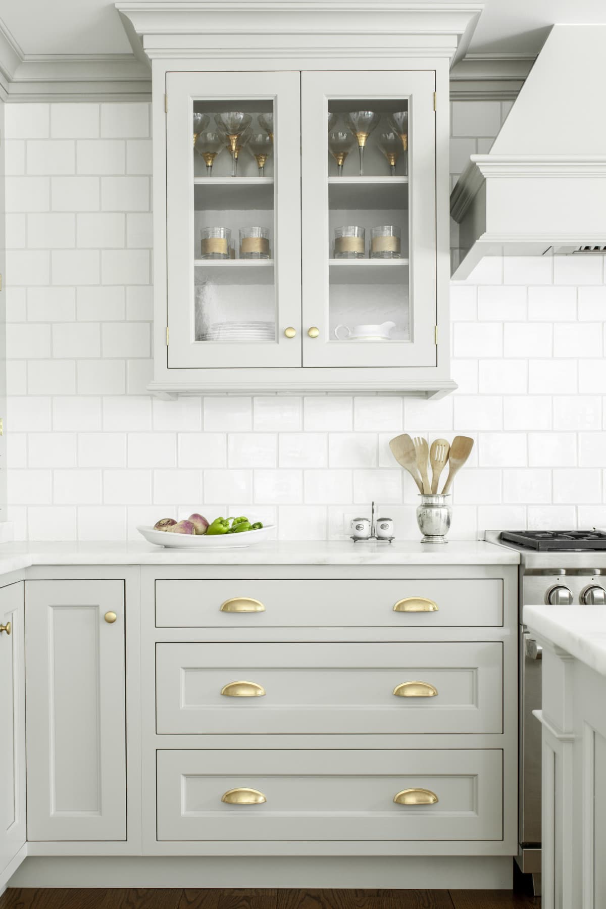 https://ablissfulnest.com/wp-content/uploads/2023/04/neutral-kitchen-cabinet-colors-001.jpeg